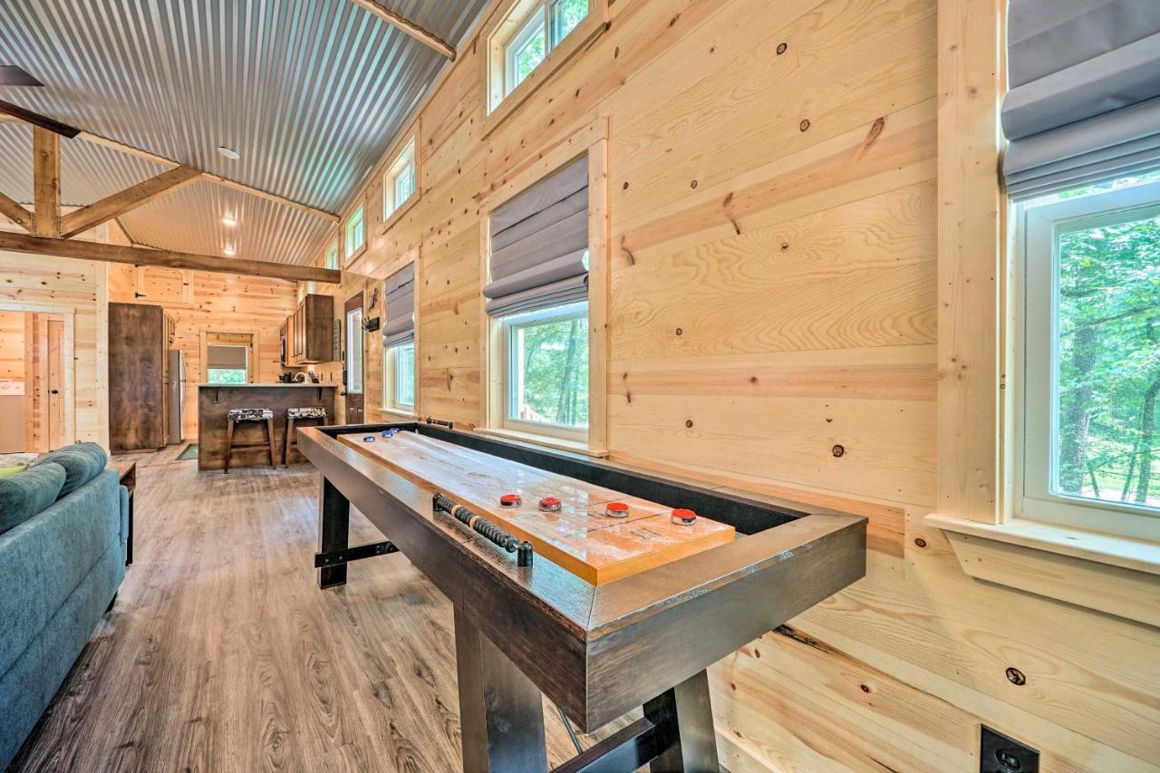 Stylish Cabin By Beavers Bend Hot Tub And Fire Pit Брокен-Боу Екстер'єр фото